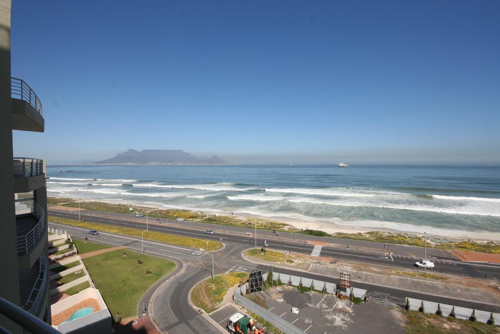 The Bay 804 By Ctha Apartment Bloubergstrand Bagian luar foto